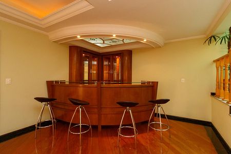 Casa para alugar com 492m², 5 quartos e 7 vagas Casa para alugar com 492m², 5 quartos e 7 vagasSala