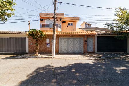 Casa para alugar com 492m², 5 quartos e 7 vagas Casa para alugar com 492m², 5 quartos e 7 vagasFachada