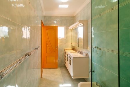 Casa para alugar com 492m², 5 quartos e 7 vagas Casa para alugar com 492m², 5 quartos e 7 vagasBanheiro da Suíte