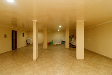Casa para alugar com 492m², 5 quartos e 7 vagas Casa para alugar com 492m², 5 quartos e 7 vagasÁrea de Lazer