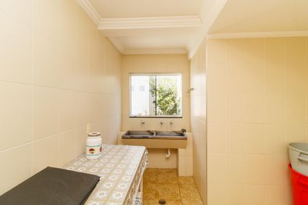 Casa para alugar com 492m², 5 quartos e 7 vagas Casa para alugar com 492m², 5 quartos e 7 vagasLavanderia