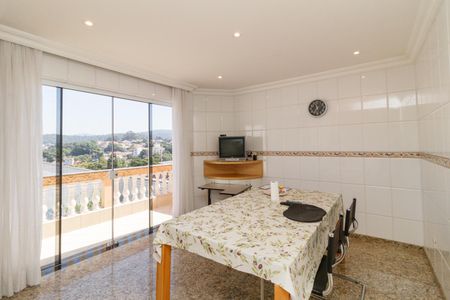 Cozinha  de casa para alugar com 5 quartos, 492m² em Vila Albertina, São Paulo