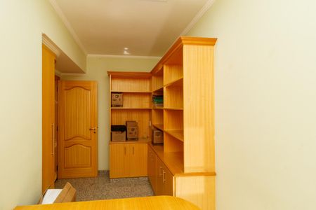 Casa para alugar com 492m², 5 quartos e 7 vagas Casa para alugar com 492m², 5 quartos e 7 vagasEscritório 2