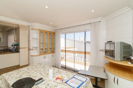 Casa para alugar com 492m², 5 quartos e 7 vagas Casa para alugar com 492m², 5 quartos e 7 vagasCozinha
