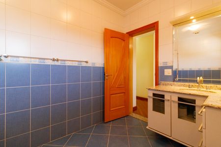 Casa para alugar com 492m², 5 quartos e 7 vagas Casa para alugar com 492m², 5 quartos e 7 vagasBanheiro da Suíte 2