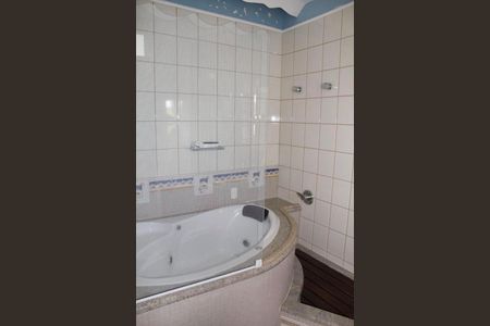 Casa de condomínio para alugar com 409m², 4 quartos e 3 vagas