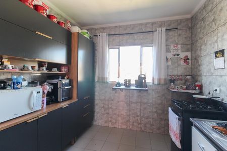 Casa para alugar com 105m², 2 quartos e 2 vagasCozinha