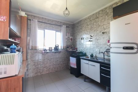Casa para alugar com 105m², 2 quartos e 2 vagasCozinha