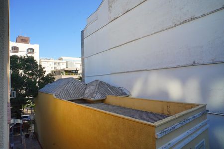 Quarto 1_Vista  de apartamento para alugar com 2 quartos, 70m² em Auxiliadora, Porto Alegre