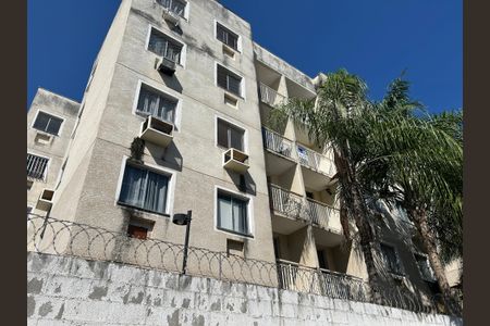 Apartamento para alugar com 55m², 3 quartos e 1 vagaFachada + placa