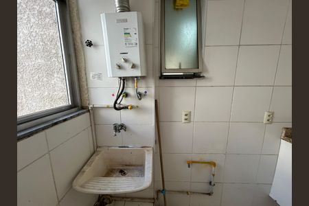 Apartamento para alugar com 55m², 3 quartos e 1 vagaÁrea de Serviço