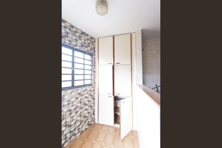 Casa à venda com 125m², 2 quartos e 3 vagas Casa à venda com 125m², 2 quartos e 3 vagasCozinha
