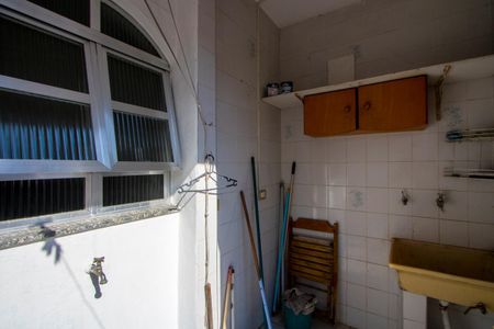 Casa para alugar com 250m², 4 quartos e 4 vagasÁrea de serviço