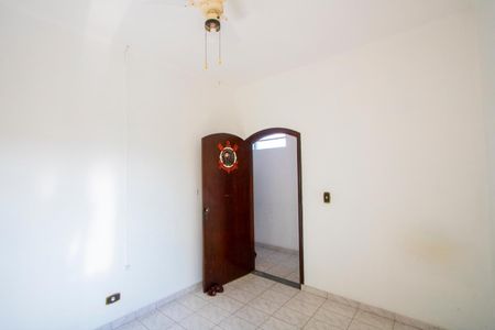 Casa para alugar com 250m², 4 quartos e 4 vagasQuarto 2