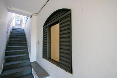 Casa para alugar com 250m², 4 quartos e 4 vagasCorredor externo