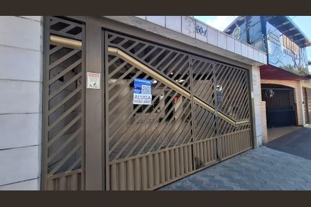 Casa para alugar com 250m², 4 quartos e 4 vagasFachada