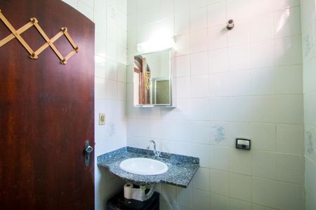 Casa para alugar com 250m², 4 quartos e 4 vagasBanheiro
