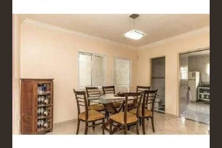 Casa à venda com 180m², 3 quartos e 3 vagas