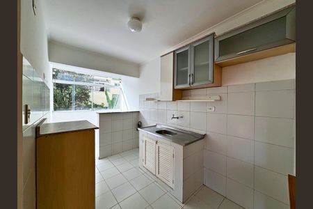 Cozinha  de apartamento para alugar com 2 quartos, 50m² em Vila Madalena, São Paulo
