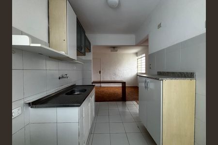 Cozinha  de apartamento para alugar com 2 quartos, 50m² em Vila Madalena, São Paulo
