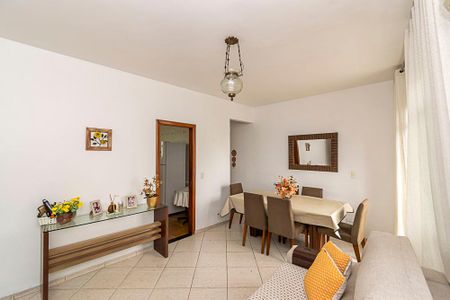 Apartamento à venda com 80m², 2 quartos e 1 vagaSala