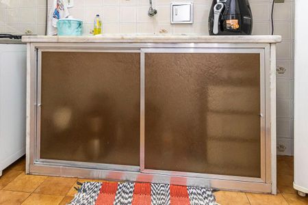 Apartamento à venda com 80m², 2 quartos e 1 vagaCozinha - Armários