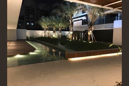 Apartamento para alugar com 115m², 2 quartos e 2 vagas