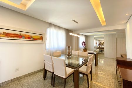 Apartamento para alugar com 107m², 3 quartos e 2 vagasSala