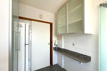 Apartamento para alugar com 107m², 3 quartos e 2 vagasCozinha