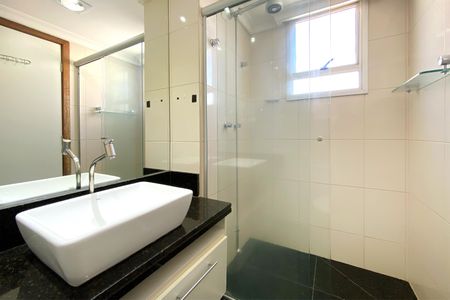 Apartamento para alugar com 107m², 3 quartos e 2 vagasBanheiro da Suíte