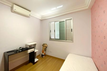 Apartamento para alugar com 107m², 3 quartos e 2 vagasQuarto 2