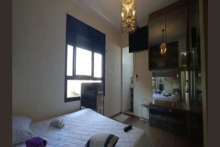 Casa à venda com 3 quartos, 215m² em Vila Nova Alba, São Paulo
