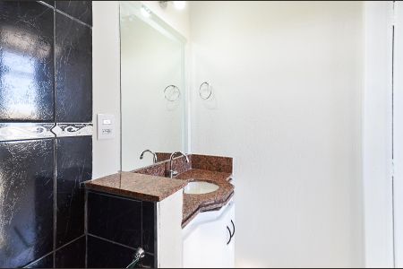 Banheiro Suíte de apartamento para alugar com 1 quarto, 50m² em Colégio Batista, Belo Horizonte