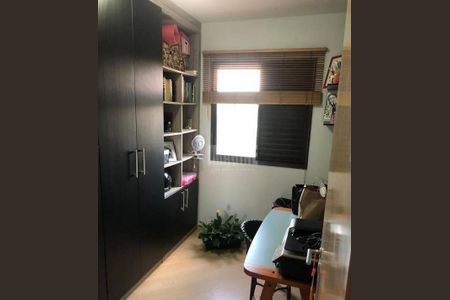 Apartamento à venda com 2 quartos, 50m² em Vila Carmosina, São Paulo
