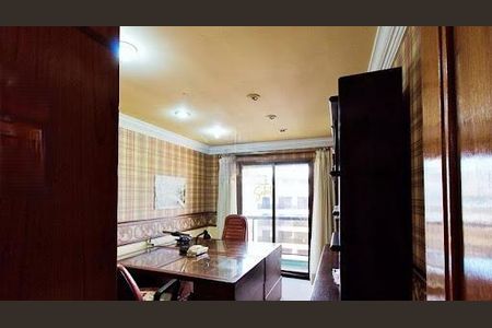 Apartamento à venda com 3 quartos, 227m² em Vila Progredior, São Paulo
