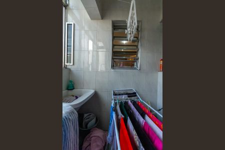 Apartamento para alugar com 105m², 3 quartos e 1 vagaÁrea de Serviço