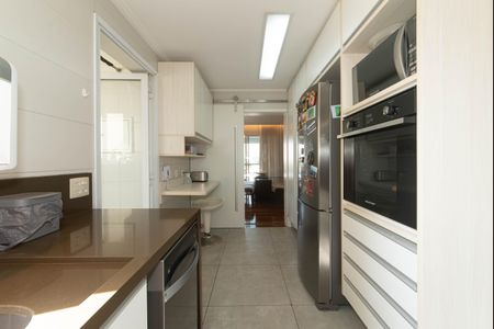 Apartamento à venda com 117m², 3 quartos e 2 vagasCozinha