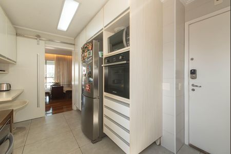 Apartamento à venda com 117m², 3 quartos e 2 vagasCozinha