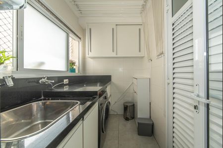 Apartamento à venda com 117m², 3 quartos e 2 vagasLavanderia