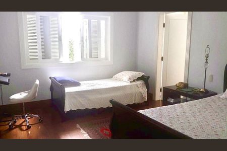 Casa à venda com 2 quartos, 855m² em Loteamento Arboreto dos Jequitibas (Sousas), Campinas