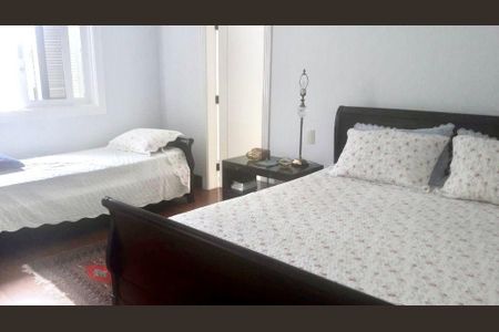 Casa à venda com 2 quartos, 855m² em Loteamento Arboreto dos Jequitibas (Sousas), Campinas