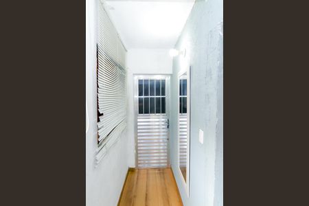 Varanda de kitnet/studio para alugar com 1 quarto, 28m² em Vila Maricy, Guarulhos