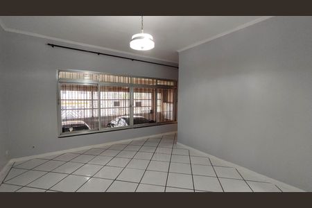 Sala de casa para alugar com 3 quartos, 120m² em Vila Carmosina, São Paulo