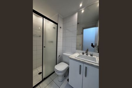 Apartamento à venda com 100m², 3 quartos e 2 vagas Apartamento à venda com 100m², 3 quartos e 2 vagasBanheiro