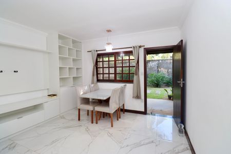 Sala de casa de condomínio para alugar com 3 quartos, 150m² em Praia do Flamengo, Salvador