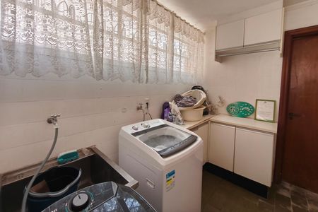 Casa para alugar com 310m², 3 quartos e 4 vagas Casa para alugar com 310m², 3 quartos e 4 vagasÁrea de Serviço