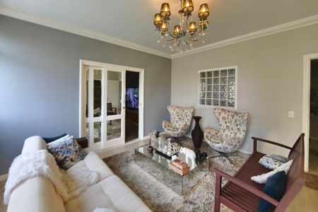 Casa para alugar com 310m², 3 quartos e 4 vagas Casa para alugar com 310m², 3 quartos e 4 vagasSala de Estar