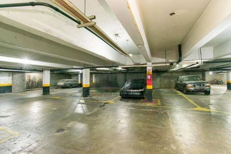 Apartamento à venda com 71m², 2 quartos e 3 vagas