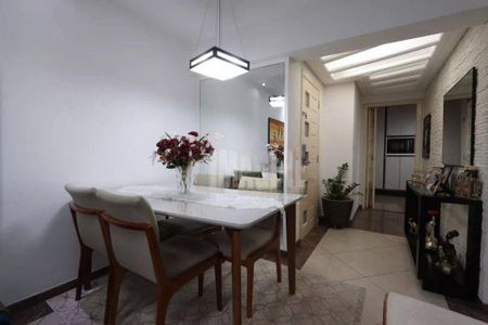 Apartamento à venda com 71m², 2 quartos e 3 vagas