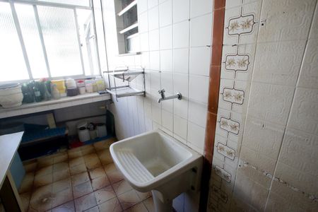 Apartamento à venda com 61m², 2 quartos e 1 vagaÁrea de Serviço